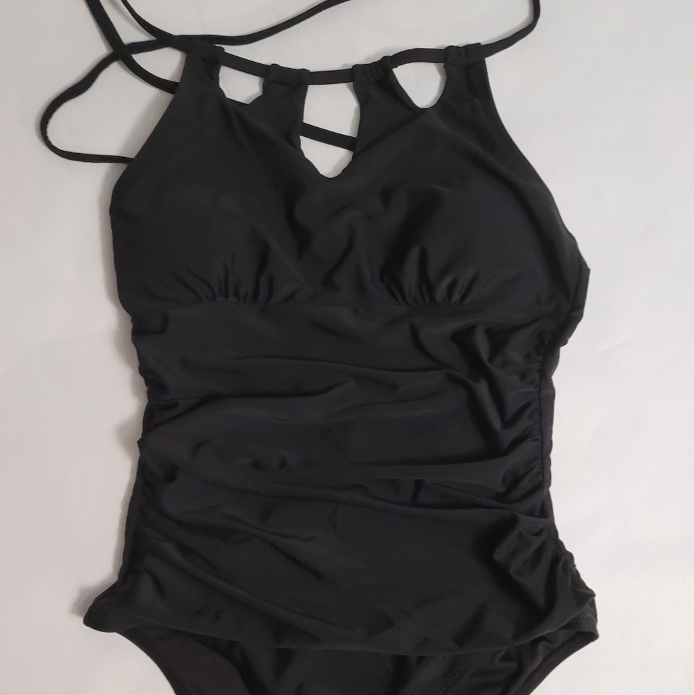 NWT / CUPSHE SWIMSUIT